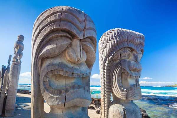 Explore Hawaii’s most iconic coastal landmarks with ease
