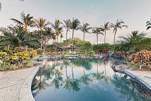 Palm Villas at Mauna Lani Community Pool