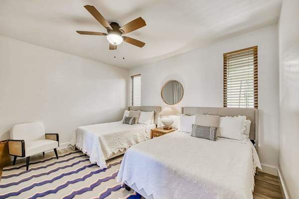 Comfortable Guest Retreat With Twin Beds