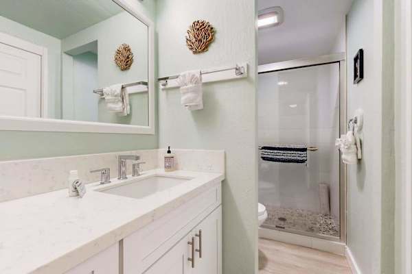 Modern Ensuite With Walk In Shower