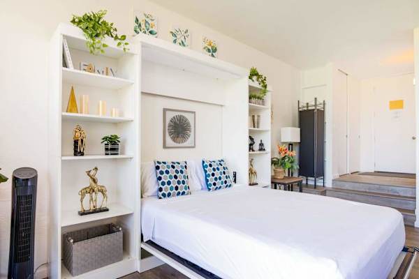 Cozy Murphy Bed For Flexible Sleeping Space