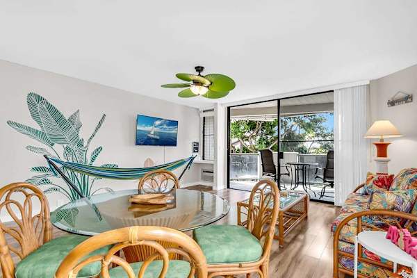 Open Dining & Living Space Opening to Private Lanai