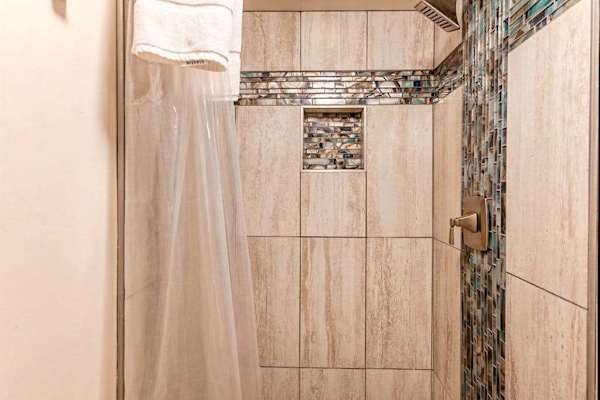 Walk-In Shower With Modern Style