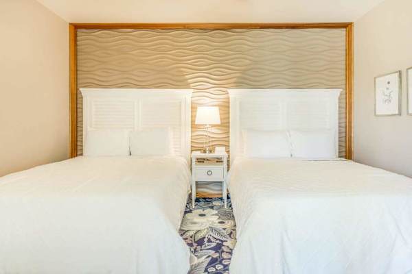 Charming Twin Bedroom For A Restful Stay