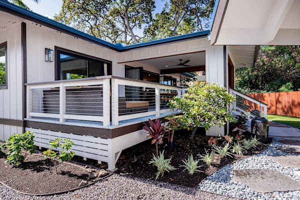 Exterior View of Raised Deck, Covered Lanai & Landscaped Yard