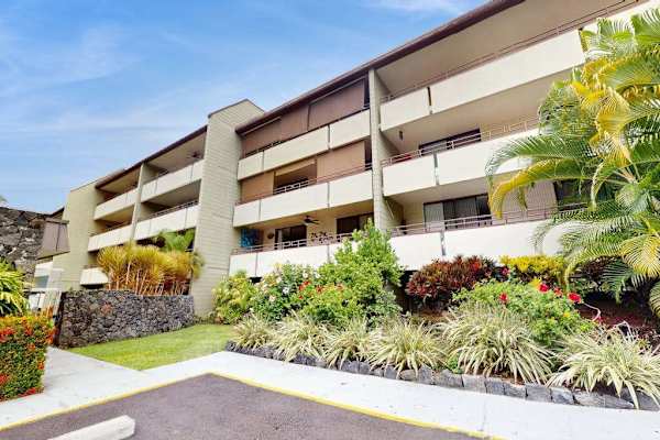Beautifully Landscaped Resort Courtyard