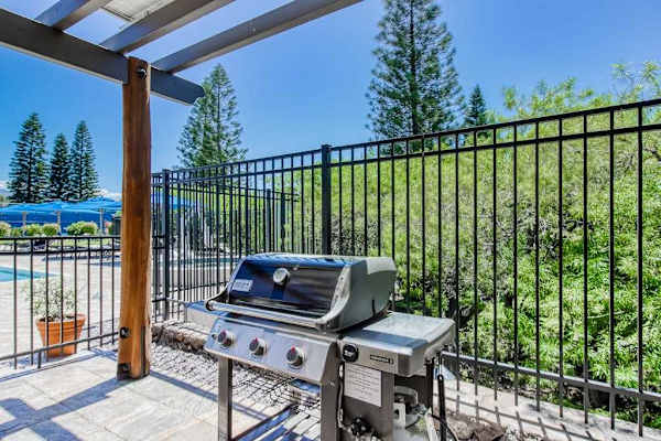 Grill And Dine In The Fresh Air