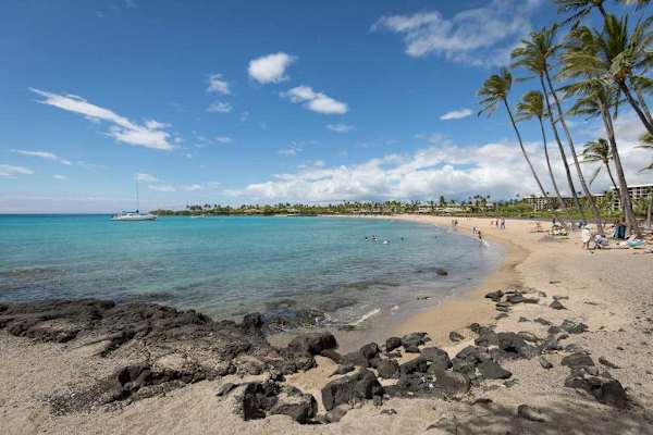 Scenic Rocky Coastline Escape