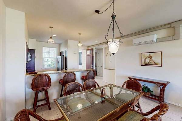 Elegant Dining For Shared Meals