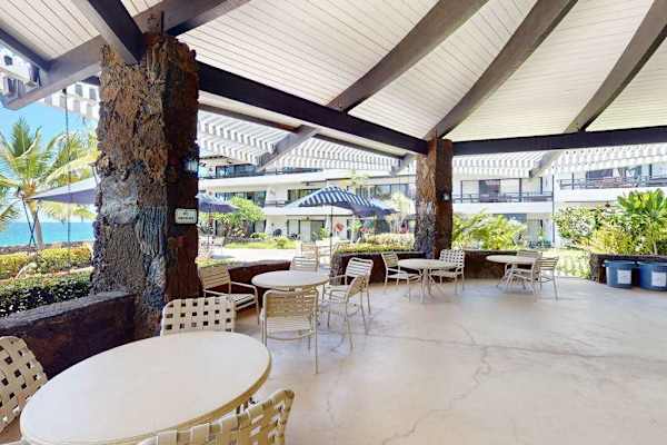 Ground-Level Covered Patio with Dining Table