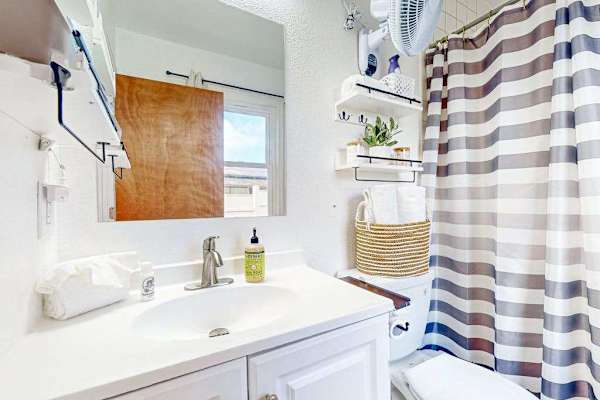 Master bathroom with tub/shower combo