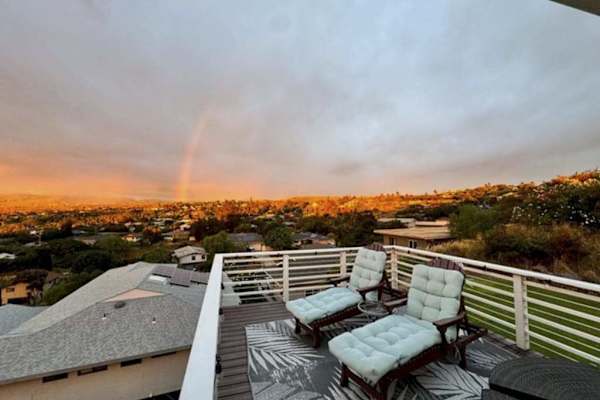 Lunge during the day and get some sun or enjoy the sunset in the evening with the amazing views.