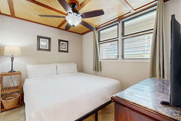 Cozy Guest Retreat Tucked Away For Ultimate Comfort