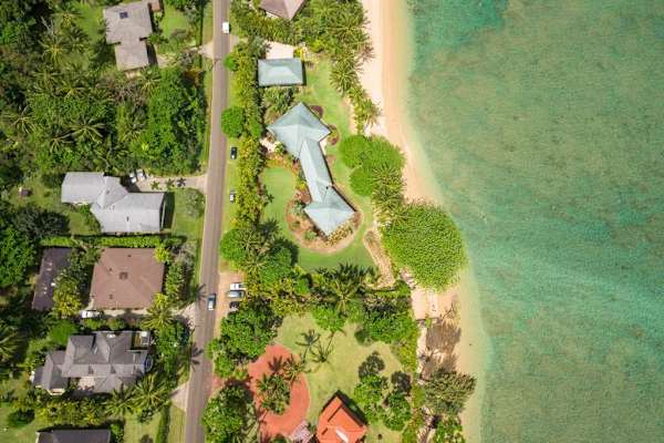 Where Tropical Dreams Meet The Pacific Ocean