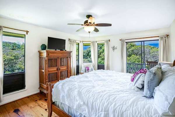 Wake Up To Garden Views