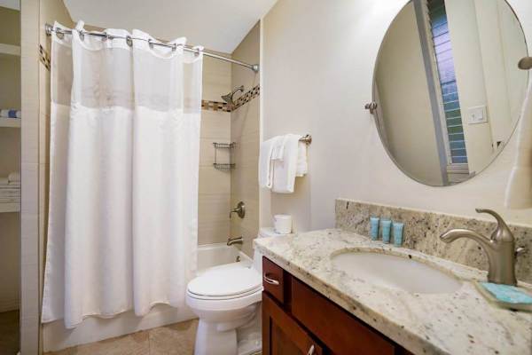 Modern bathroom designed with everyday comfort mind
