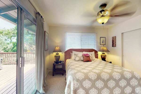 Master bathroom with king bed and an en-suite bathroom.