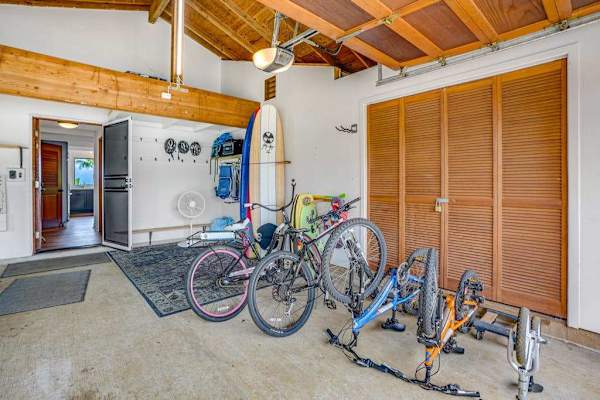Keep your vehicle protected throughout your entire stay