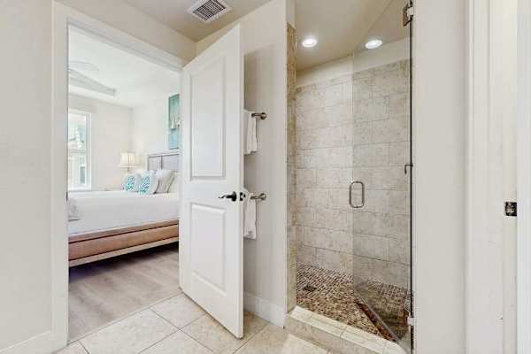 Luxury Walk In Shower Retreat