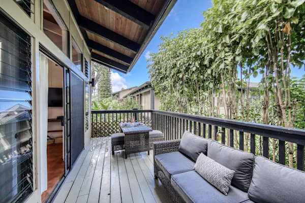 Private Upper Lanai with Outdoor Sofa & High-Top Dining Table