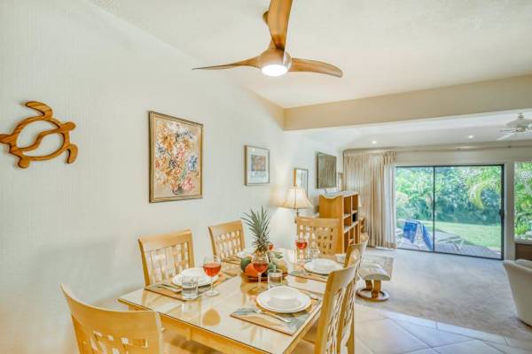 Comfortable Dining Space for Every Occasion