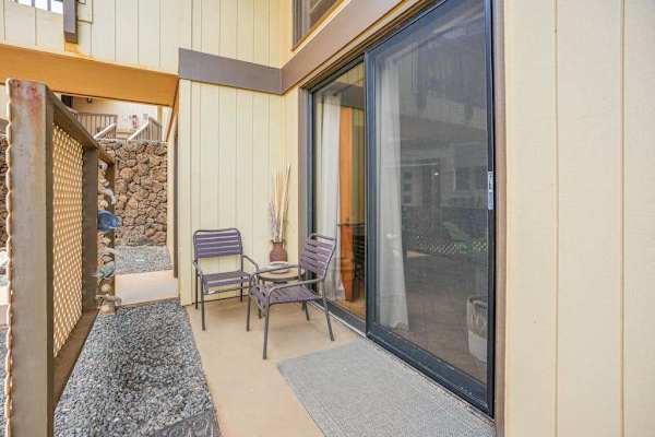 Small outdoor seating area 