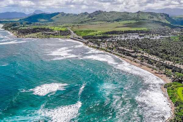 Drone view highlighting the property's convenient location