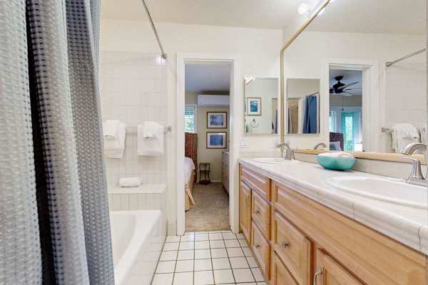 Relax in the Spa-Inspired Bathroom