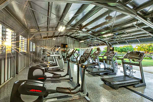 Reservation includes free membership to the exclusive (members only) Poipu Beach Athletic Club. This provides you with access to one of the island's only fitness centers with a cardio room and weight pavilion.