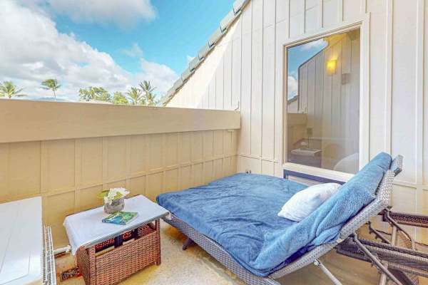 Private lanai with seating for relaxing outdoors