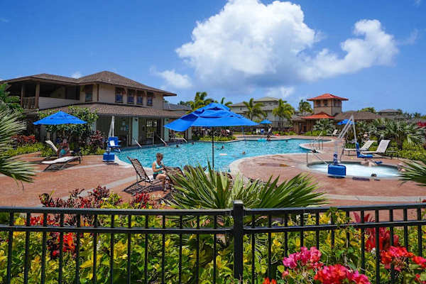 Poolside Paradise With Resort Views