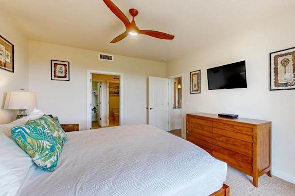 Wake up to beautiful ocean views from the king bed