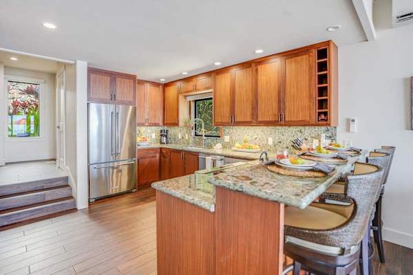  Enjoy home-cooked meals during your entire stay