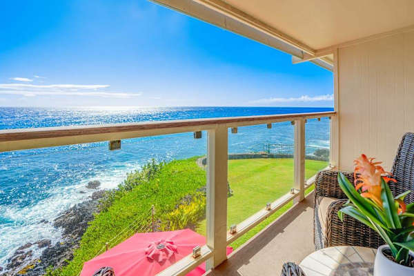 Enjoy outdoor living throughout your relaxing island stay