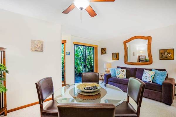 Elegant Dining Area with Seating for Shared Meals