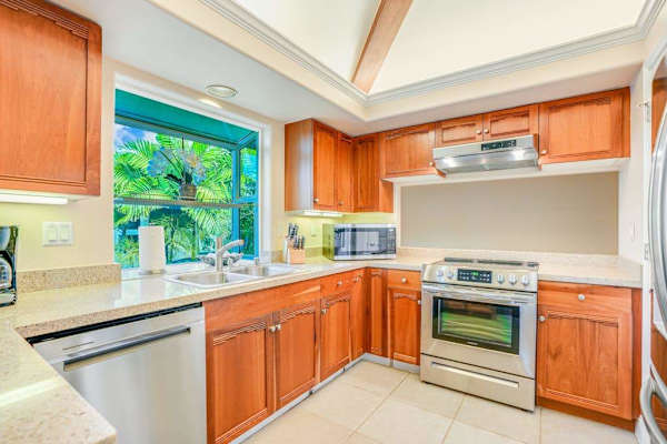 Fully remodeled upgraded stainless steel kitchen.  
