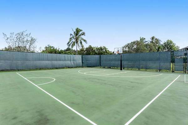 Open Court For Outdoor Fun