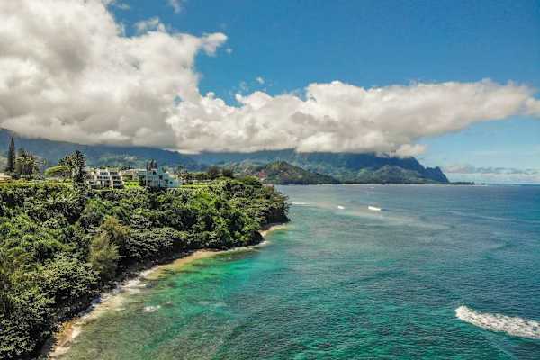 Panoramic coastal views of Kauai and the sparkling Pacific Ocean