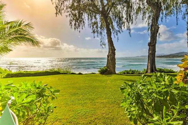 Beautiful beach view to relax in nature