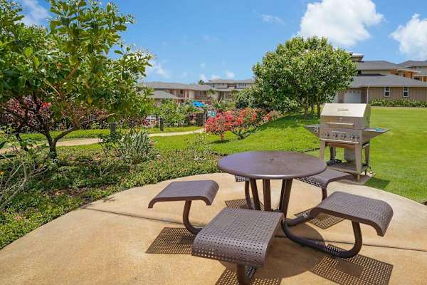 Relax In A Peaceful Garden Picnic Spot