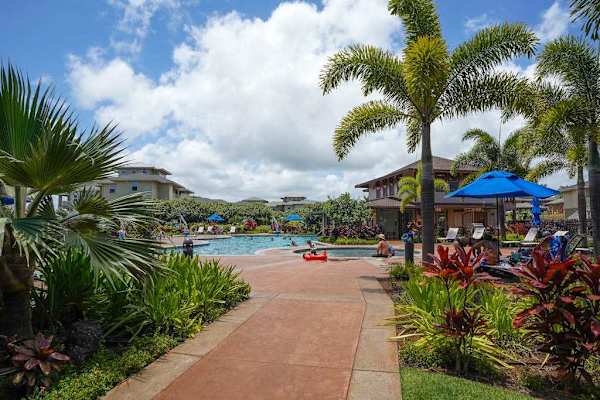 Resort Pathways Surrounded By Tropical Beauty