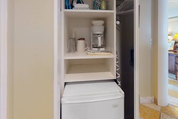 Convenient washer and dryer make longer vacation stays feel effortless