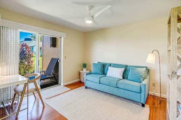 Peaceful Lounge Perfect For Unwinding