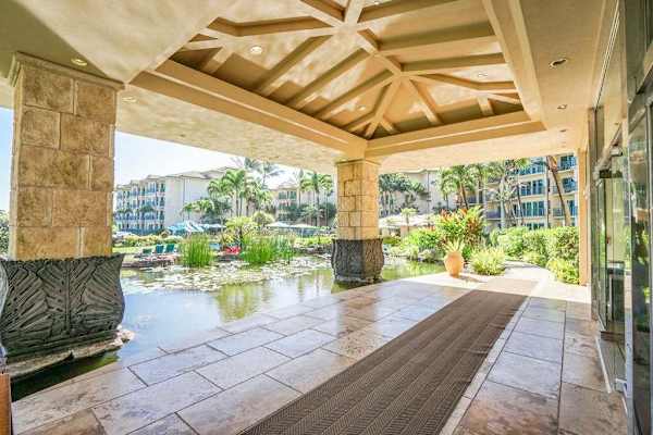Relaxing Covered Courtside With Scenic Resort Views
