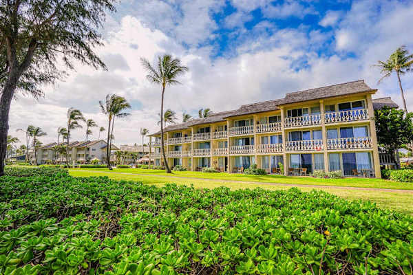 Perfectly manicured Grounds Meet Coastal Architecture