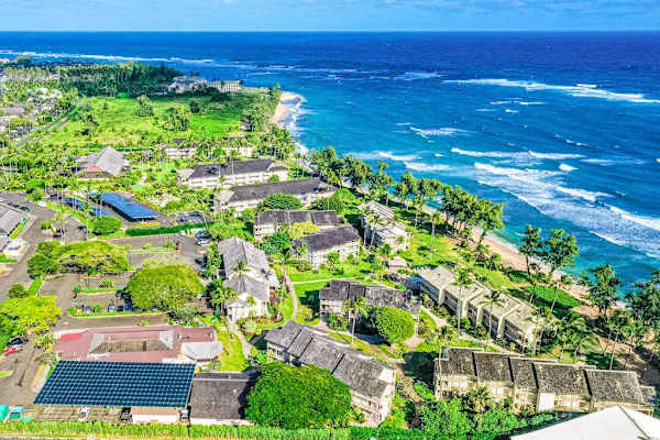 Breathtaking Coastline Views Right In Your Backyard