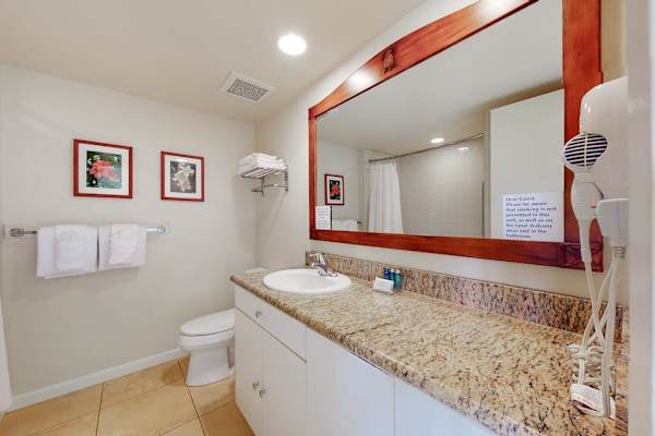 Clean And Spacious Vanity To Freshen Up
