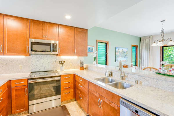 Full kitchen with modern appliances for easy cooking