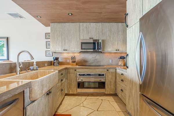 Modern Kitchen With Coastal Charm