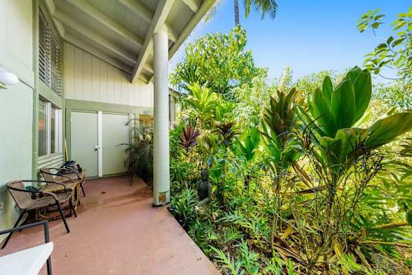Enjoy the lush tropical scenery on your private lanai.